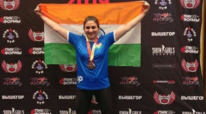 Bhavna Tokekar the 47-YO mother of two, wins 4 GOLD MEDALS in the Open Asian Power Lifting Championship.